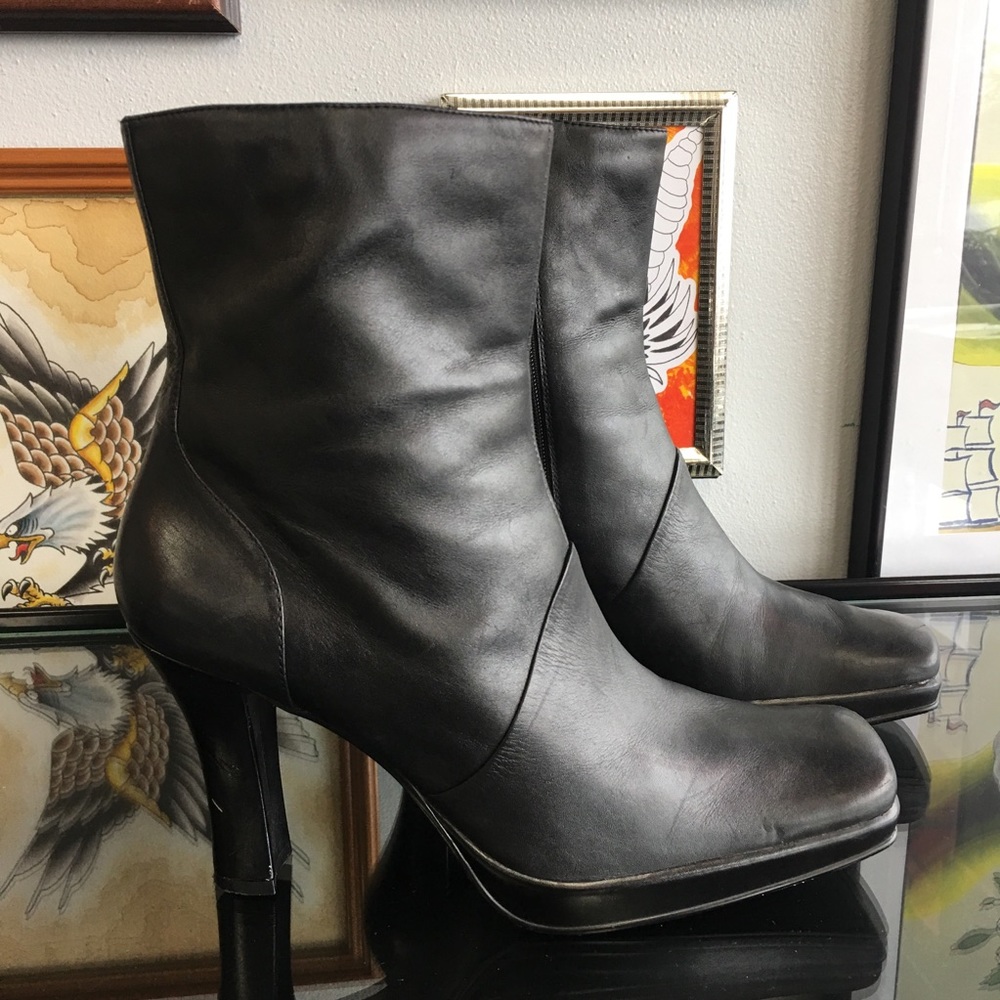 90s Square Toe Boots